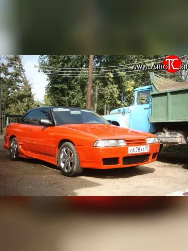 Передний бампер Mazda 626 GD седан (1987-1992)