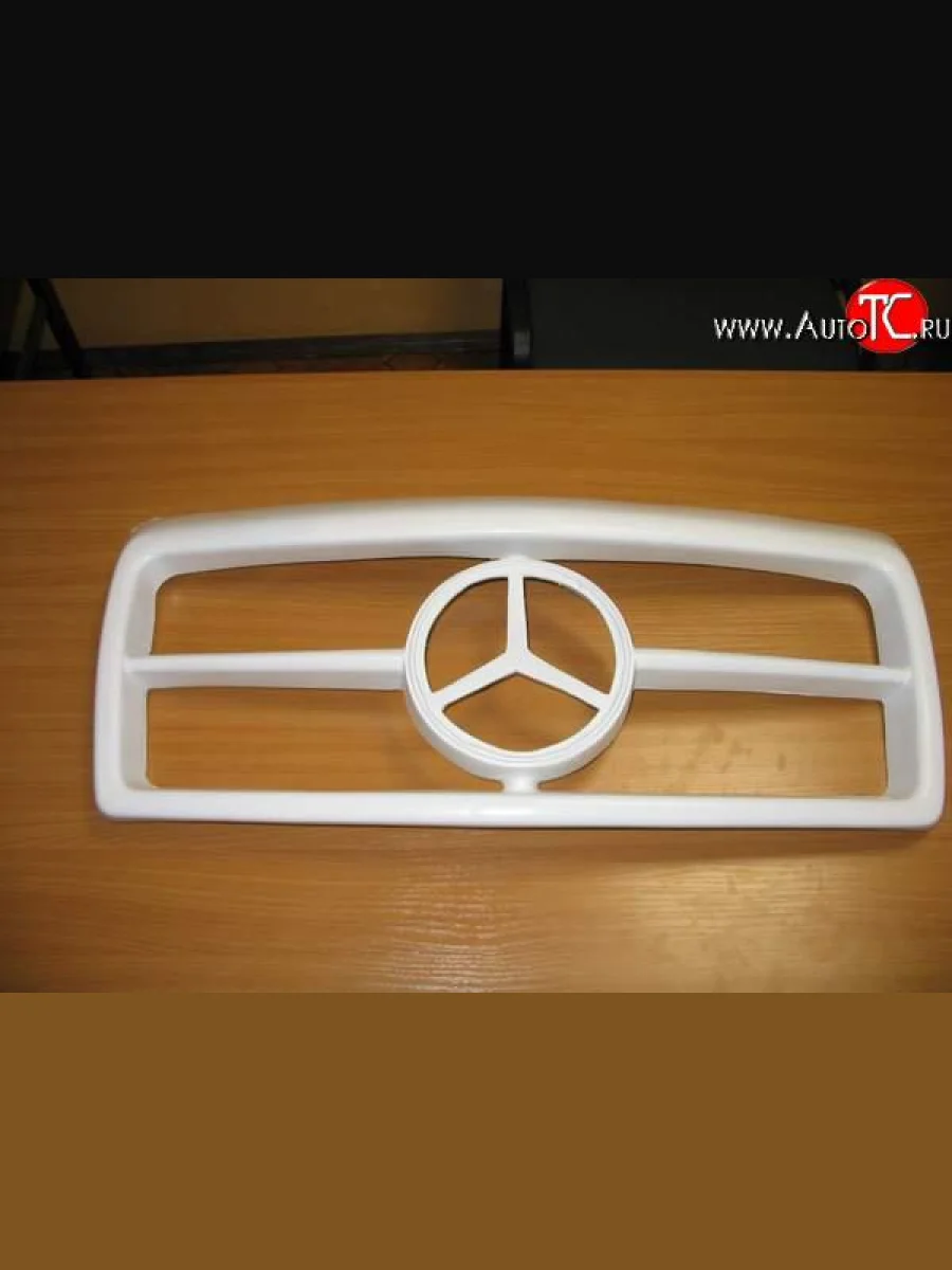 Радиаторная решётка Mercedes-Benz E-Class S124 универсал рестайлинг (1993-1996)  в Керчи Республика Крым