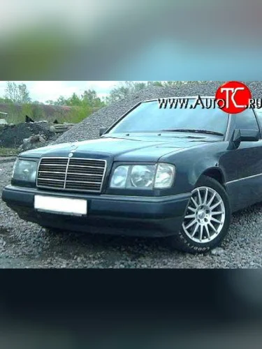 Реснички на фары Mercedes-Benz E-Class S124 универсал рестайлинг (1993-1996)