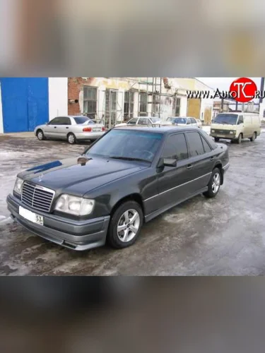 Накладка на передний бампер Mercedes-Benz E-Class S124 универсал рестайлинг (1993-1996)