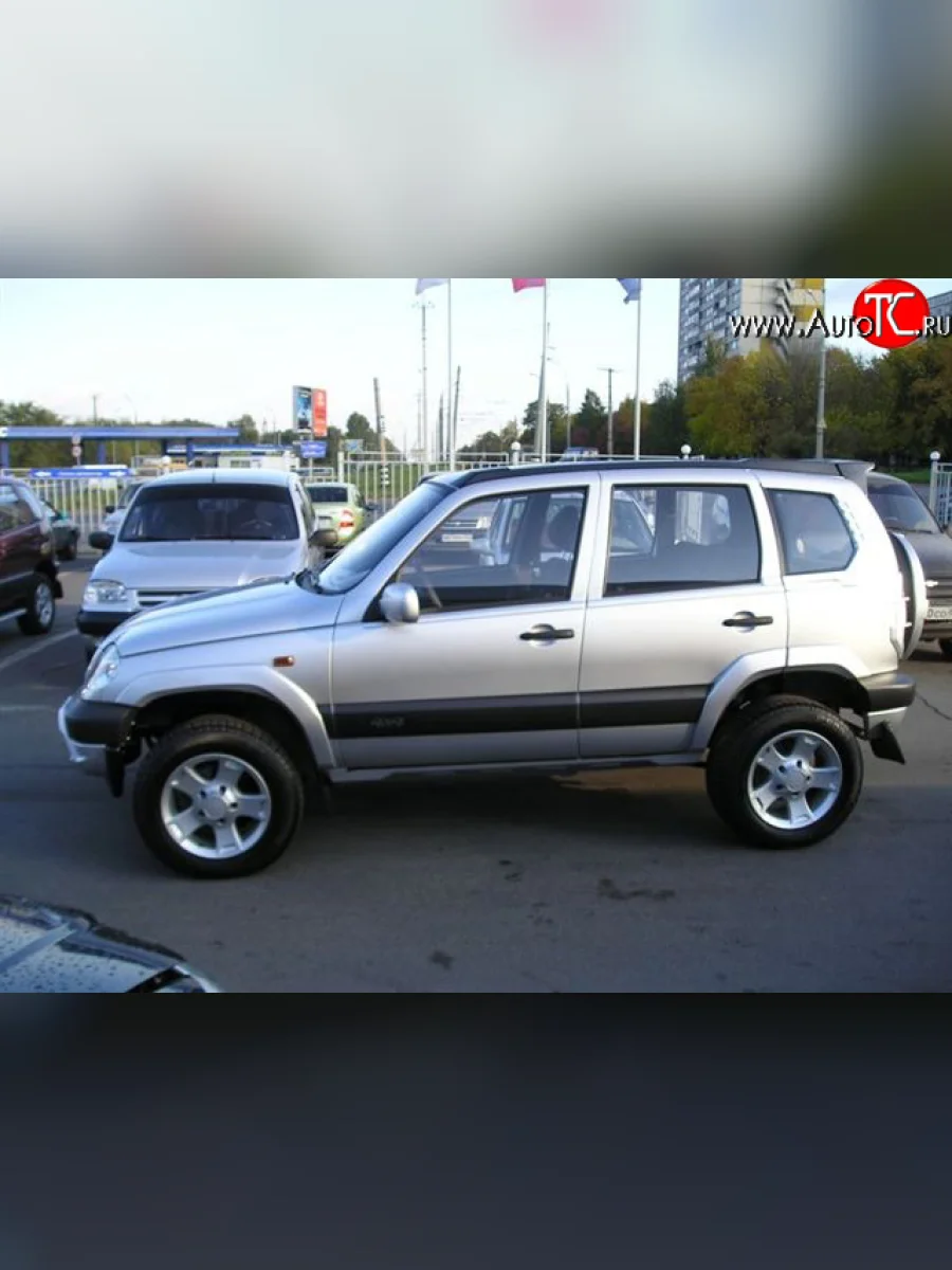 Комплект брызговиков переднего бампера Трофи Chevrolet Niva 2123 дорестайлинг (2002-2008) (Неокрашенный)  с доставкой в г. Керчь