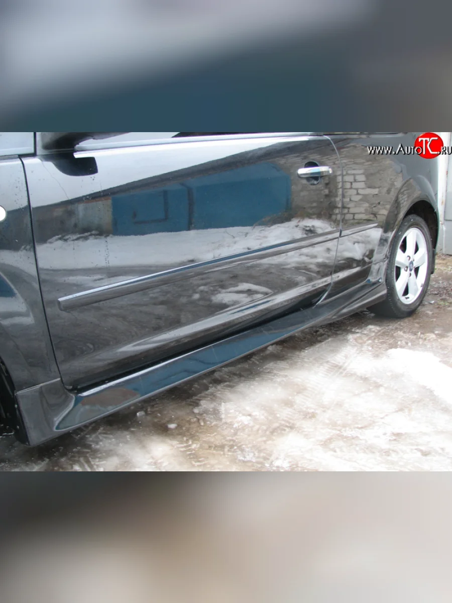 Пороги накладки Bomb-Style Ford Focus 2 хэтчбэк 3 дв. дорестайлинг (2004-2007) (Неокрашенные)  в Перми Пермском крае