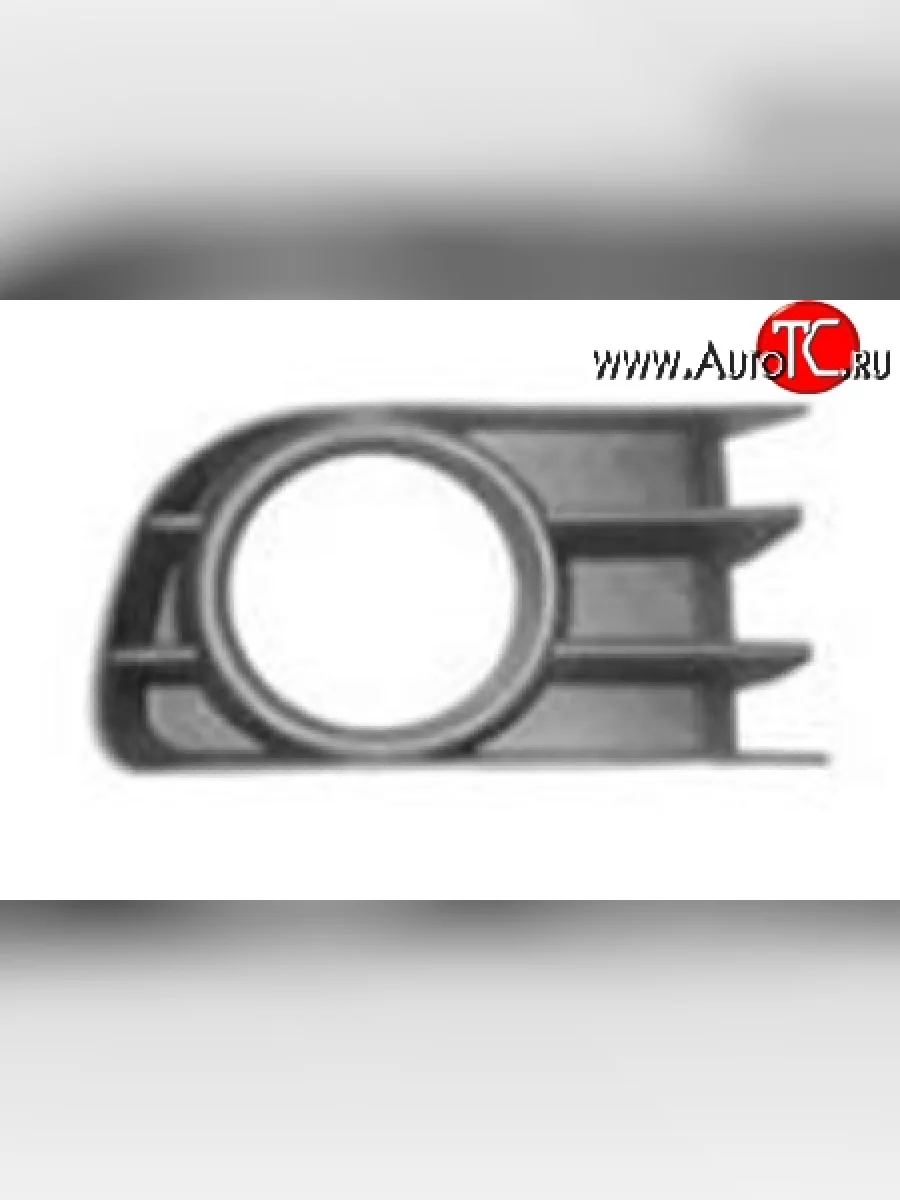 Вставка в передний бампер для ПТФ правая Eurobump Renault Megane седан  дорестайлинг (2002-2006)  в Керчи Республика Крым