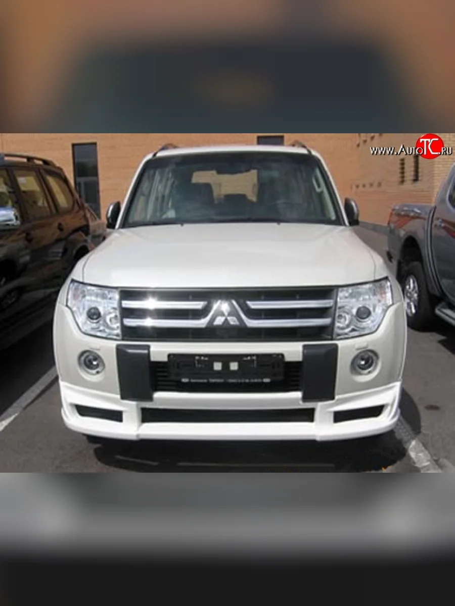 Накладка переднего бампера Sport Mitsubishi Pajero 4 V90 дорестайлинг (2006-2011) (Неокрашенная)  в Керчи Республика Крым