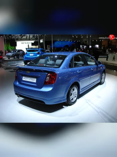 Накладка заднего бампера Stereet Edition Chevrolet Lacetti седан (2002-2013)