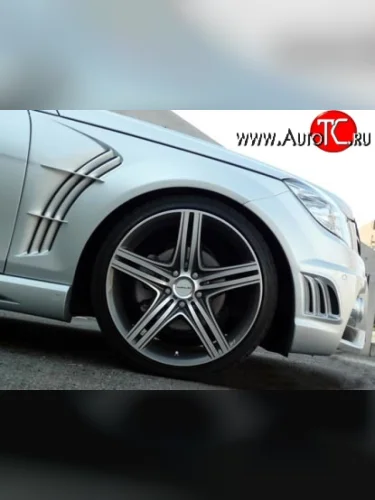 Передние крылья WALD Black Bison Mercedes-Benz C-Class W204 дорестайлинг седан (2007-2011)