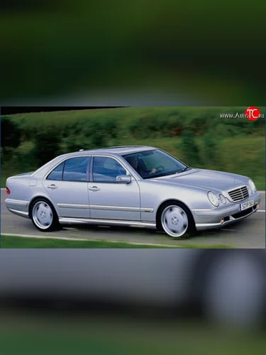 Пороги накладки AMG E55 Mercedes-Benz E-Class W210 дорестайлинг седан (1996-1999)