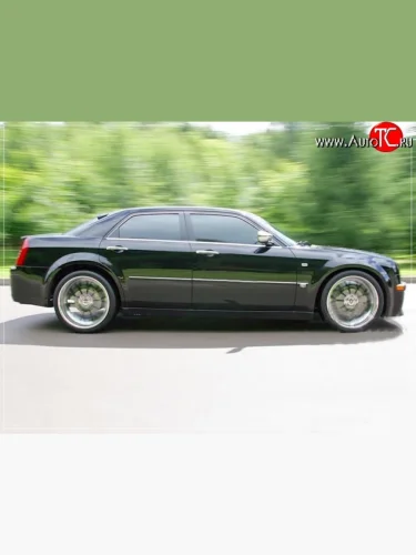 Пороги накладки La Connection Chrysler 300C LX седан (2004-2011)