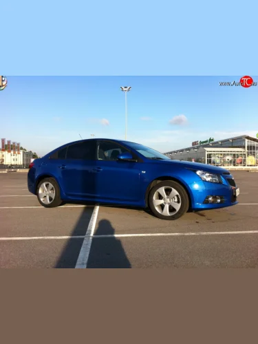 Пороги накладки Z-Line Chevrolet Cruze J305 хэтчбек дорестайлинг (2009-2012)