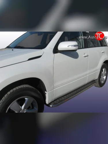 Широкая защита порогов из трубы диаметром 42 мм Slitkoff Suzuki Grand Vitara  JT 5 дверей (2005-2008) дорестайлинг