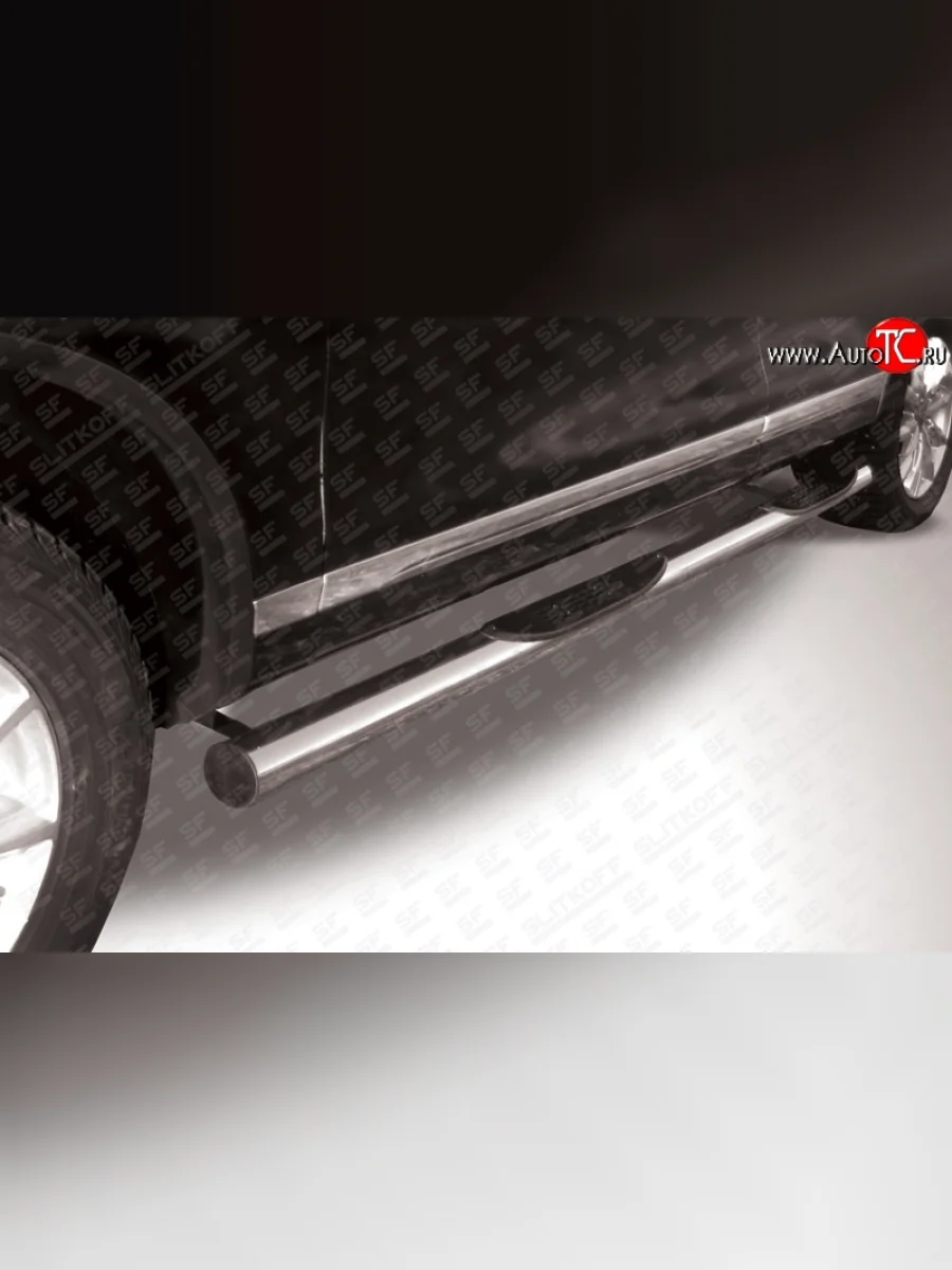 Защита порогов из трубы d76 мм с пластиковыми вставками для ног Slitkoff Volkswagen Touareg 2 NF дорестайлинг (2010-2014) (Цвет: нержавеющая полированная сталь)  в Самаре Самарской области