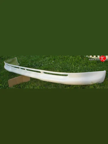 Накладка переднего бампера Racing Audi A4 B5 8D5 универсал 1-ый рестайлинг (1996-1998)