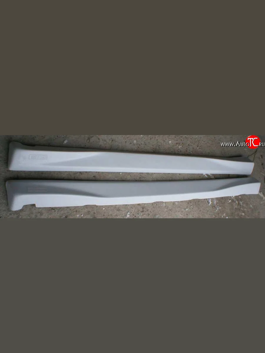 Пороги накладки Sport Ford Fiesta 3 хэчбэк 3 дв. (1989-1996)  в Керчи Республика Крым