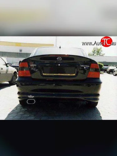 Юбка заднего бампера GT Style Opel Vectra B седан дорестайлинг (1995-1999)