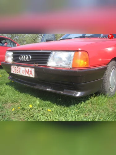 Накладка Sport на передний бампер Audi 100 C3 седан дорестайлинг (1982-1987)