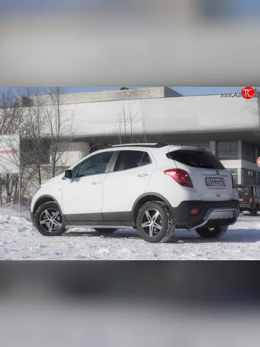 Защита порогов из круглой трубы диаметром 51 мм Petroil Tuning Opel Mokka (2012-2016)  дорестайлинг
