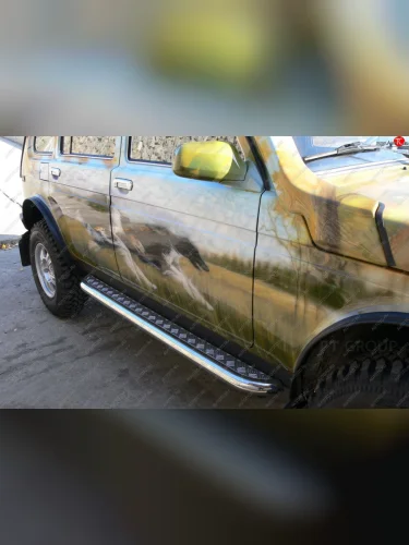 Порожки для ног ( Ø51 с алюминиевой площадкой) Petroil Tuning (Нержавеющая полированная сталь) Лада ВАЗ нива 4х4 ( 2131,  2121) (2014-2021) Урбан 3 дв. дорестайлинг, Урбан 3 дв.