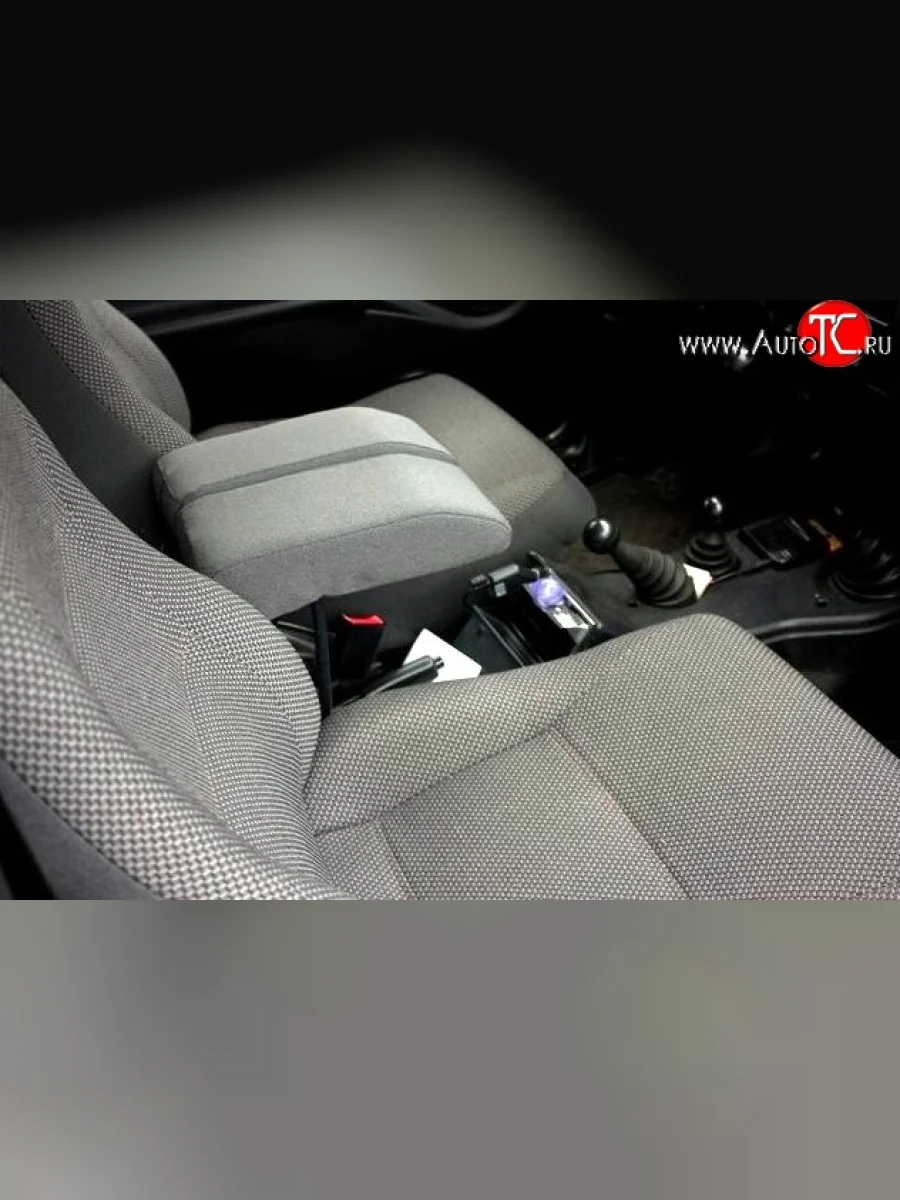 Подлокотник Petroil Tuning Лада ВАЗ нива 4х4 2131 (Legend) 5 дв. 2-ой рестайлинг (2021-2025)  в Керчи Республика Крым