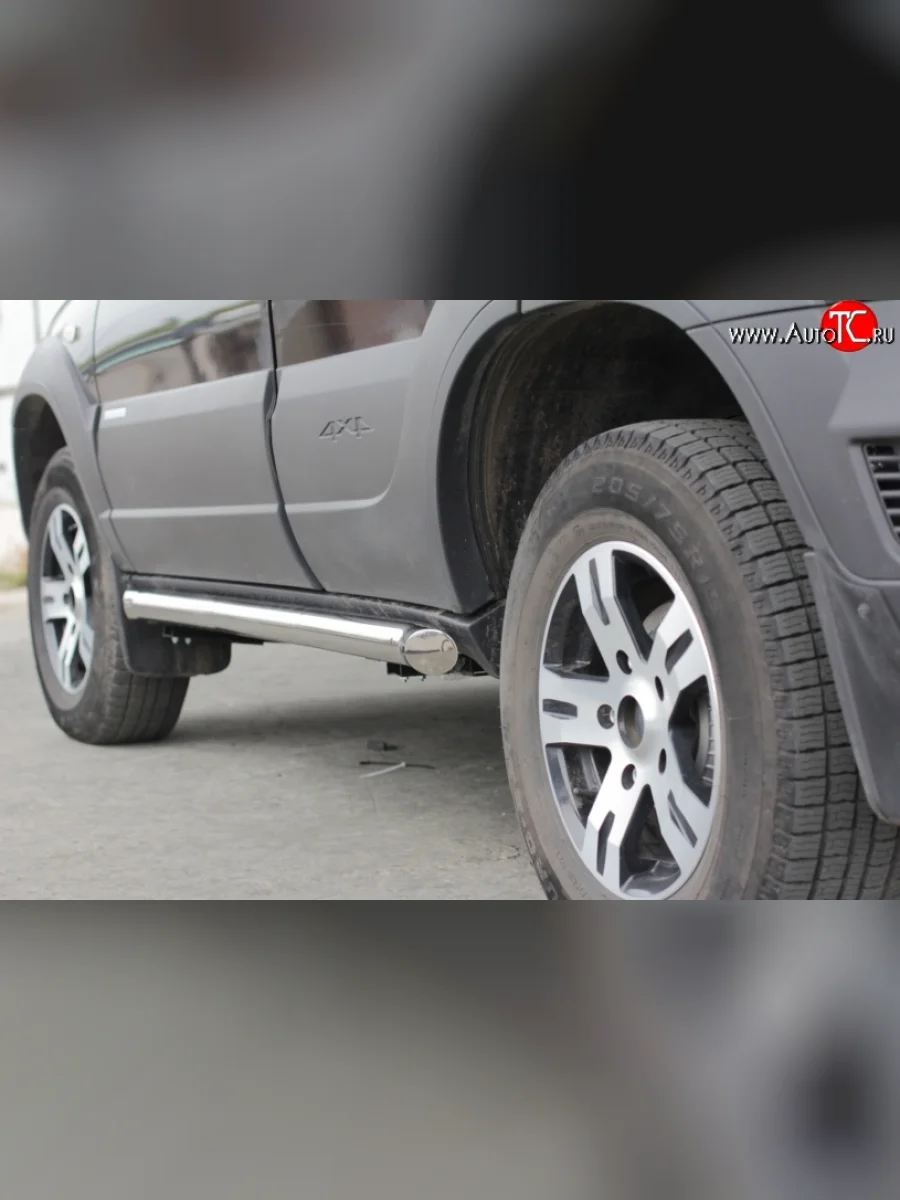 Защита порогов из трубы Ø63 Petroil Tuning  Chevrolet Niva (2009-2020), Лада ВАЗ 2123 (Нива Шевроле) (2009-2021) (Нержавеющая полированная сталь)  с доставкой в г. Керчь