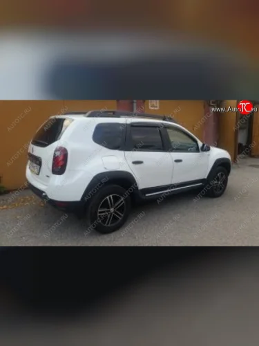 Накладки на двери Petroil Tuning (Тисненый пластик) Renault Duster  HS (2010-2015) дорестайлинг