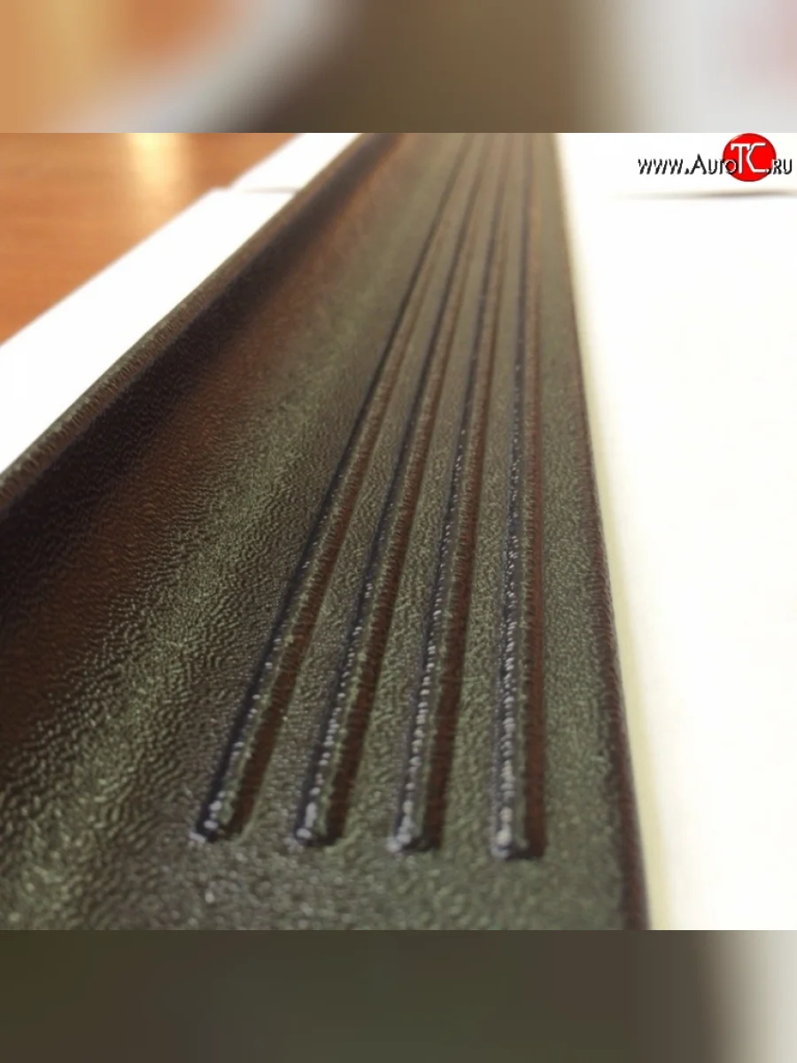 Накладки на порожки автомобиля Petroil Tuning Renault Duster HS дорестайлинг (2010-2015) (Задние)  в Керчи Республика Крым