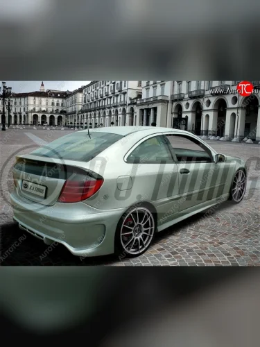 Задний бампер D.J. Mercedes-Benz C-Class CL203 дорестайлинг купе (2001-2004)
