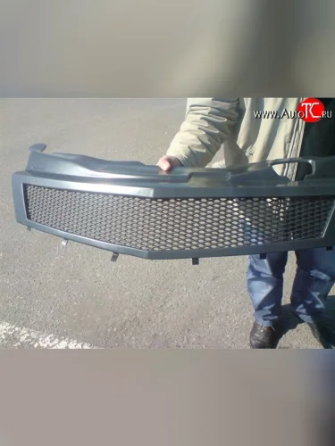 Радиаторная решётка Lumma Opel Astra  H GTC (2004-2011) хэтчбек 3 дв. дорестайлинг, хэтчбек 3 дв. рестайлинг