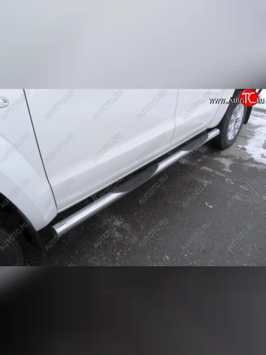 Защита порогов с пластиковыми вставками для ног из круглой трубы диаметром 76 мм Slitkoff Volkswagen Amarok (2016-2022) рестайлинг