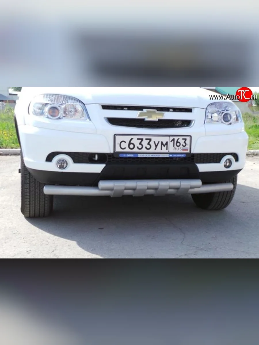 Двойная защита переднего бампера из труб диаметром по 63.5 мм с защитой картера Металл Дизайн  Chevrolet Niva (2009-2020), Лада ВАЗ 2123 (Нива Шевроле) (2009-2021) (Сталь с покрытием, цвет серебристый)  с доставкой в г. Керчь