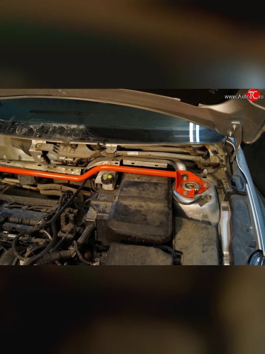 Растяжка передних стоек Sport.  Ford Focus (2004-2011) 2  с доставкой в г. Пермь