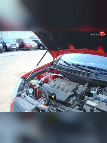 Упор капота Sport Nissan Qashqai  1 J10 (2007-2010) дорестайлинг