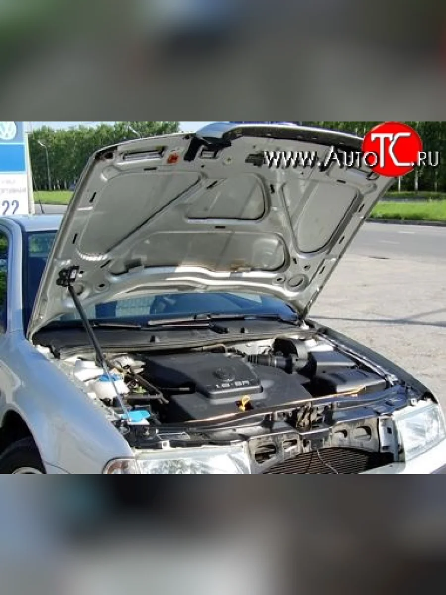 Упор капота Sport Skoda Octavia Tour A4 1U5 универсал дорестайлинг (1996-2000)  в Перми Пермском крае