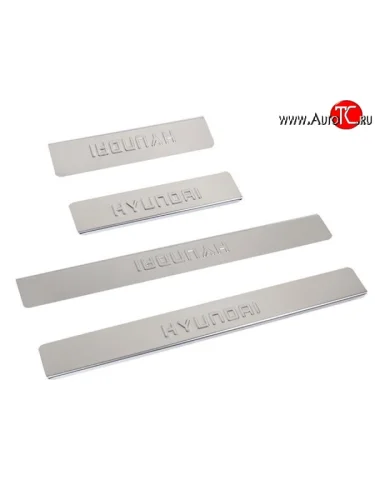 Накладки на порожки автомобиля M-VRS (нанесение надписи методом штамповки) Hyundai Solaris RBr седан дорестайлинг (2010-2014)