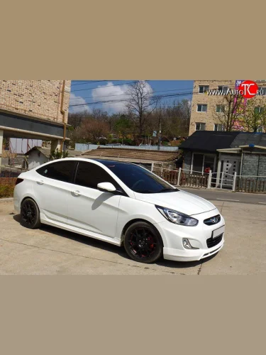 Пороги накладки CT Hyundai Solaris RBr седан дорестайлинг (2010-2014)