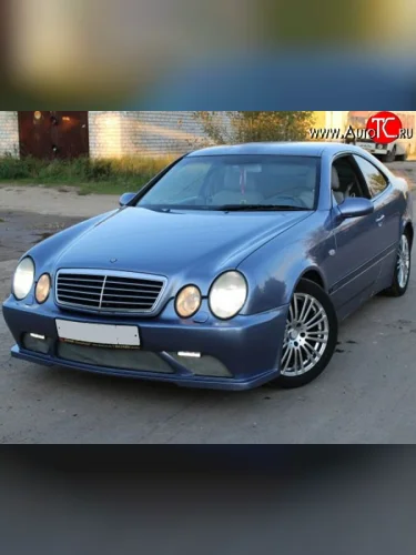 Передний бампер M-VRS на Mercedes-Benz CLK class W208 (1997-2002)