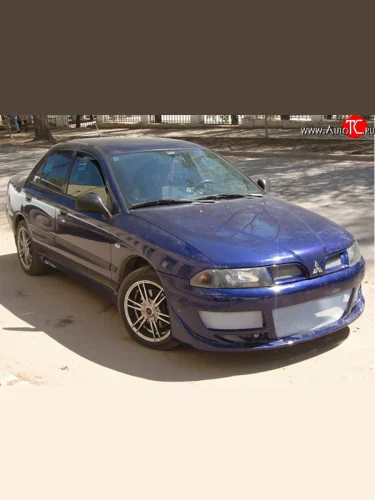 Передний бампер M-VRS Mitsubishi Carisma (1999-2004)