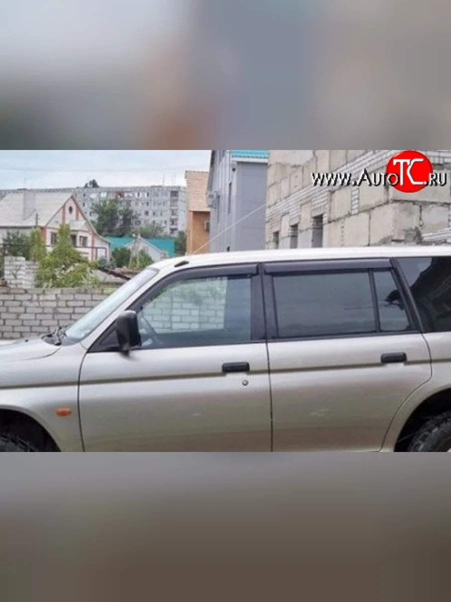 Комплект дефлекторов окон (5 дв.) SkyLine Mitsubishi Pajero Sport PB дорестайлинг (2008-2013)  в Перми Пермском крае