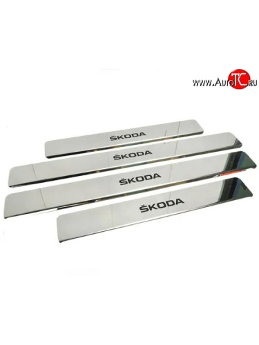Накладки на порожки автомобиля M-VRS (нанесение надписи методом окраски) Skoda Fabia Mk2 универсал дорестайлинг (2007-2010)