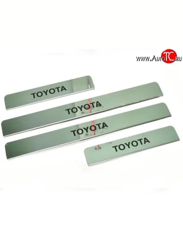 Накладки на порожки автомобиля M-VRS (нанесение надписи методом окраски) Toyota Corolla E180 дорестайлинг (2013-2016)