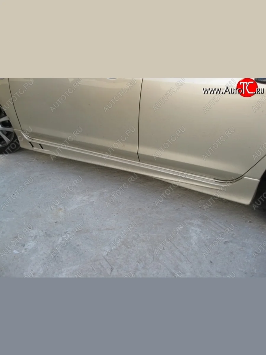 Пороги накладки Sport Mazda 3/Axela BK дорестайлинг седан (2003-2006) (Неокрашенные)  в Керчи Республика Крым