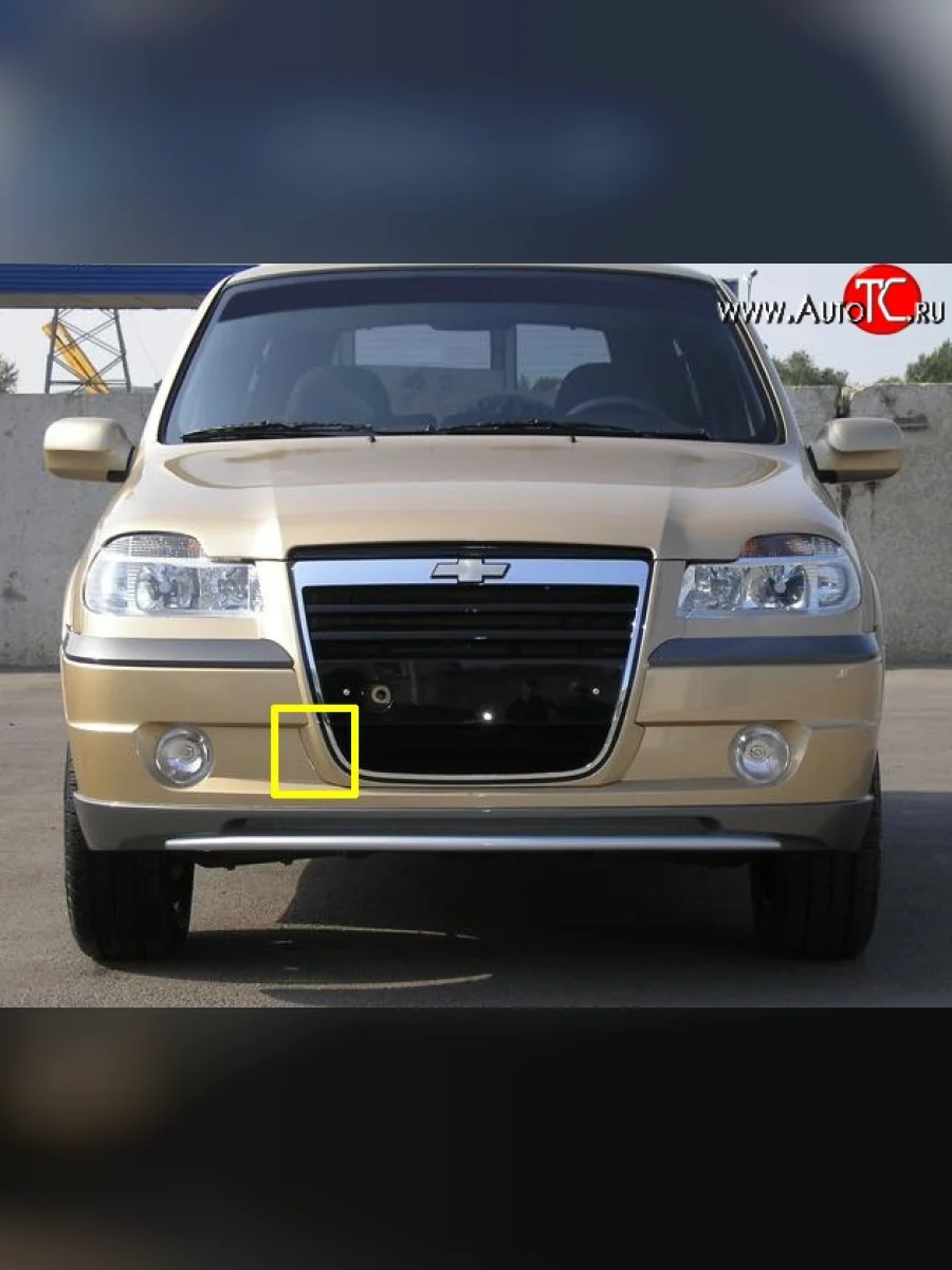 Заглушка буксировочной проушины в передний бампер Атака Лада ВАЗ 2123 (Нива Шевроле) дорестайлинг (2002-2008) (Неокрашенная)  в Самаре Самарской области