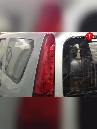 Дополнительная задняя оптика Тюн-Авто New Лада ВАЗ Ларгус дорестайлинг R90 (2012-2021)