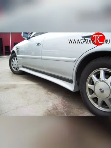 Пороги накладки Concept Toyota Mark 2 X100 седан (1996-2000)