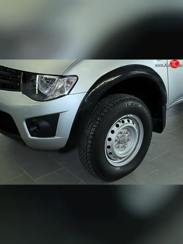Комплект накладок на колёсные арки RA с выносом 50 мм Single Cab (Комплект на 4 арки) Mitsubishi L200 4  дорестайлинг (2006-2014)