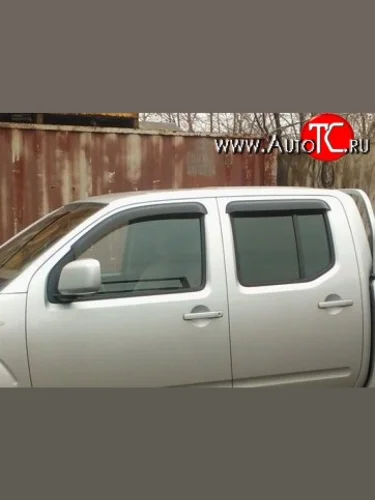 Комплект дефлекторов окон (ветровиков) 4 шт. Russtal Nissan Navara 2 D40 дорестайлинг (2004-2010)