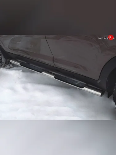 Защита порогов Russtal из овальной трубы с пластиковыми накладками для ног KIA Sportage  3 SL (2010-2016) дорестайлинг, рестайлинг