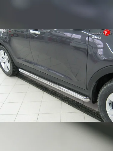 Защита порогов Russtal из круглой трубы диаметром 76 мм KIA Sportage  3 SL (2010-2016) дорестайлинг, рестайлинг