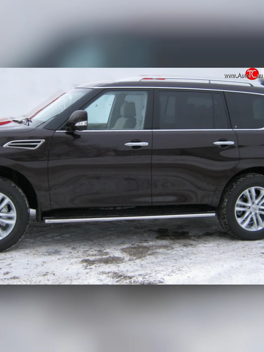 Защита порогов Russtal из круглой трубы диаметром 42 мм Nissan Patrol 6 Y62 дорестайлинг (2010-2014) (Защита порогов с со скосами на торцах (вариант 1))  в Керчи Республика Крым