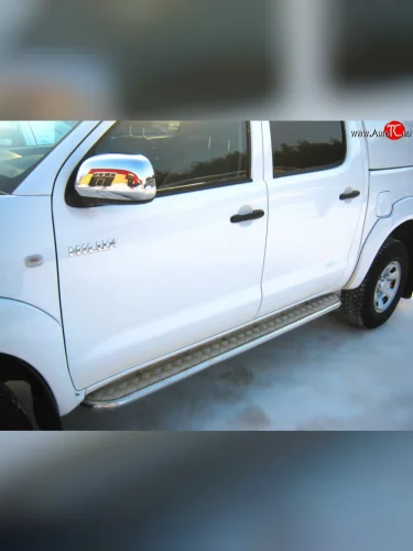 Широкая защита порогов SLITKOFF Toyota Hilux ( AN10,AN20,  AN20,AN30) (2008-2016) 1-ый рестайлинг,  2-ой рестайлинг