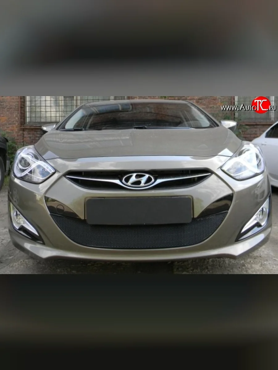 Сетка на бампер Russtal (черная) Hyundai I40 1 VF дорестайлинг седан (2011-2015)  в Самаре Самарской области